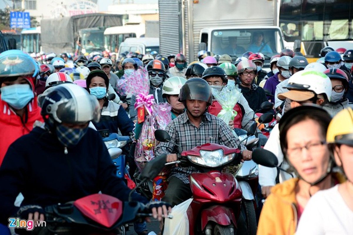 Nguoi dan TP HCM un un ve que giao thong ket cung-Hinh-5